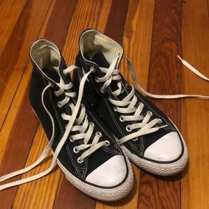 Black high top converse